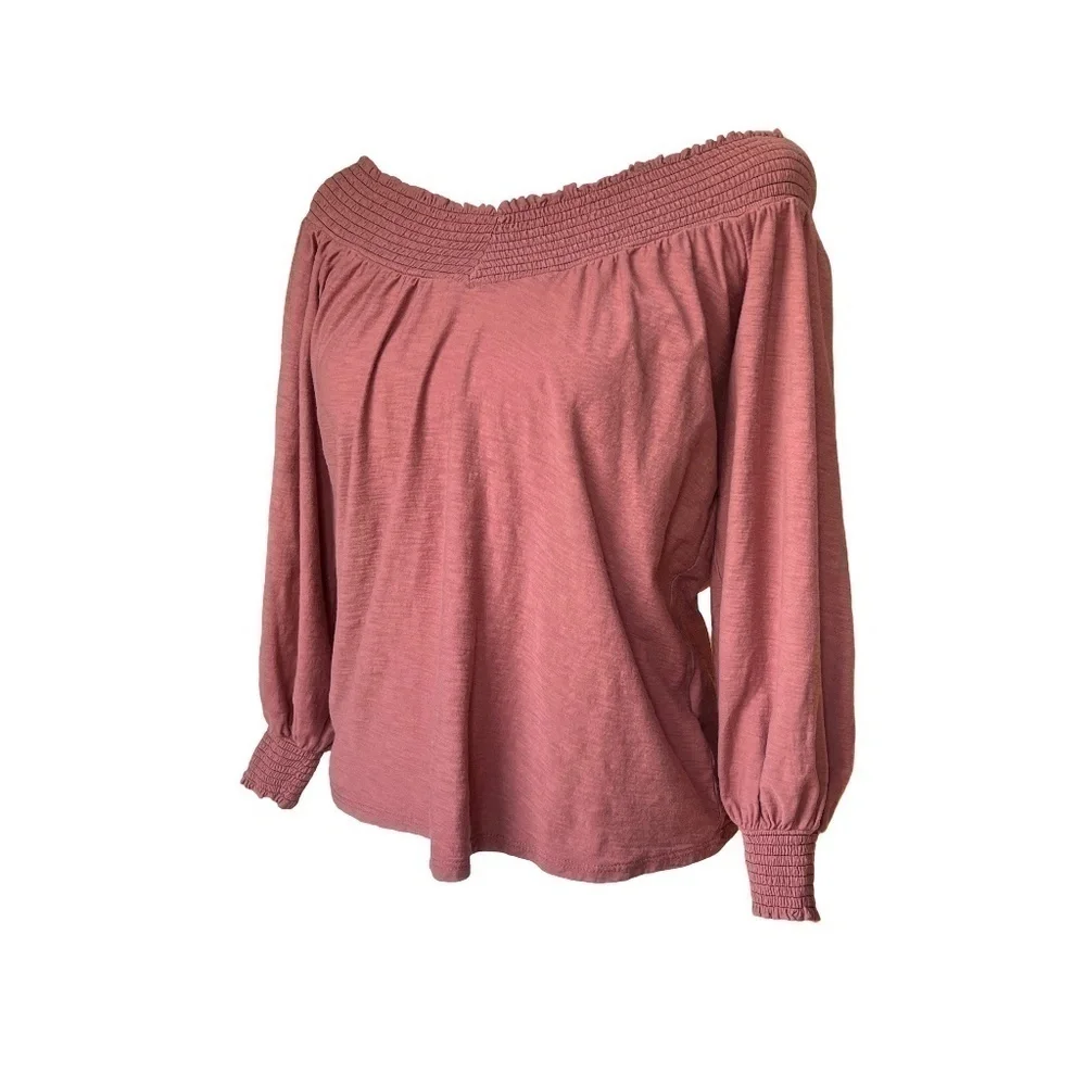 Off The Shoulder Smocked Blouse in Rosewater Size XS